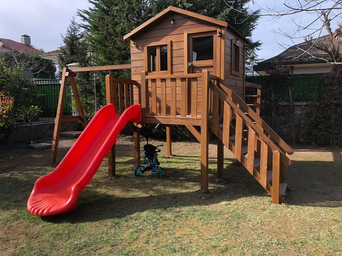 Doğal Ağaç Oyun Evi Resmi
